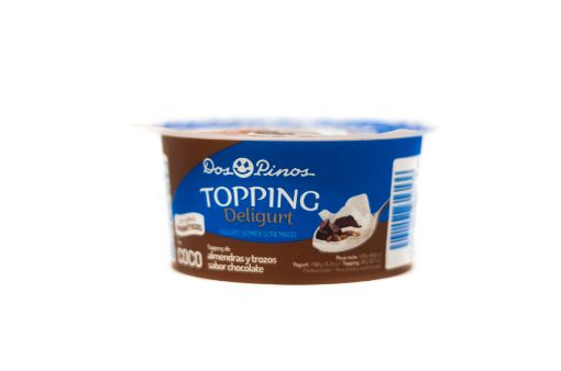 Imagen de YOGURT DOS PINOS DELIGURT CHOCOLATE CON COCO CON TOPING DE ALMENDRAS Y TROZOS DE CHOCOLATE 150 G