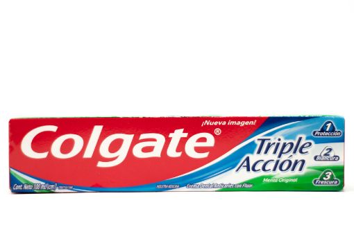 Imagen de CREMA DENTAL COLGATE TRIPLE ACCION MENTA ORIGINAL 100 ML