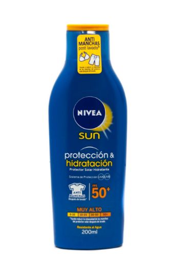 Imagen de PROTECTOR NIVEA PROTECCIÓN-HIDRATACIÓN ANTIMANCHAS 50 200 ml 